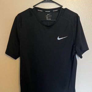 Black Nike Running Athletic T-Shirt in size Large